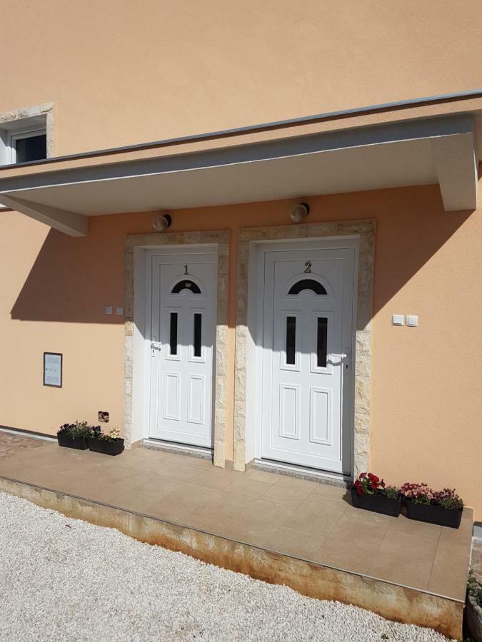 Apartmani Luca Fažana Exterior foto